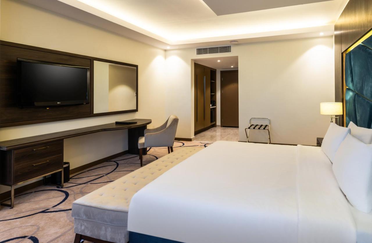 Warwick Riyadh Al Wezarat Экстерьер фото
