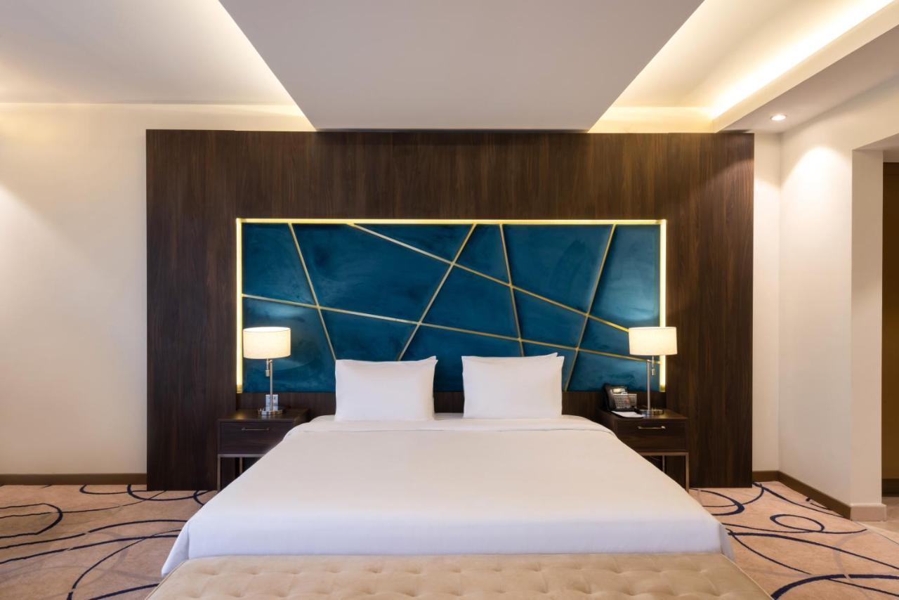 Warwick Riyadh Al Wezarat Экстерьер фото