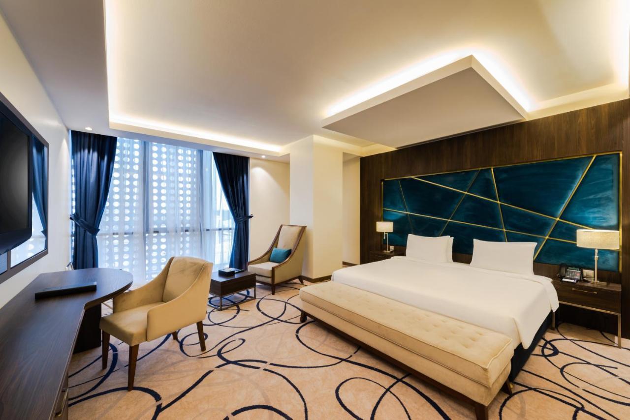 Warwick Riyadh Al Wezarat Экстерьер фото