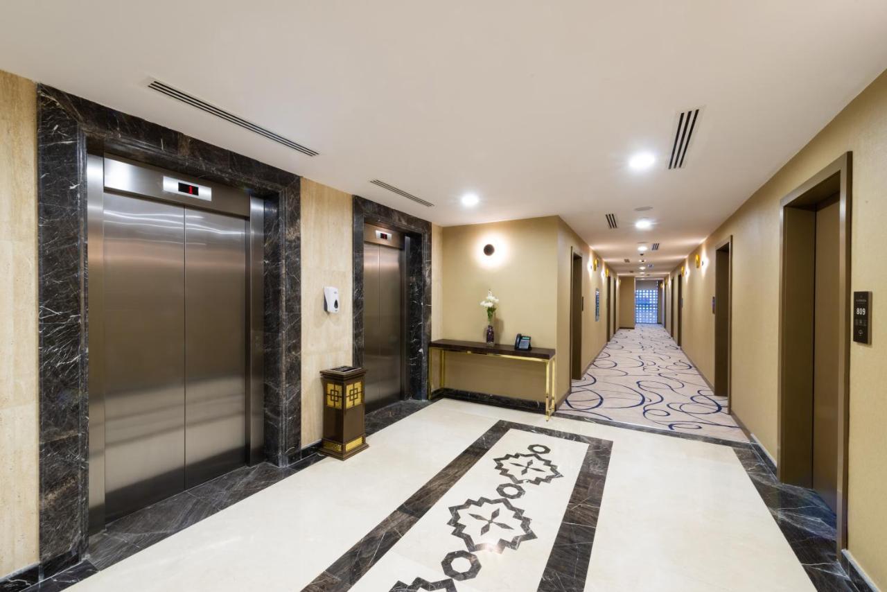Warwick Riyadh Al Wezarat Экстерьер фото